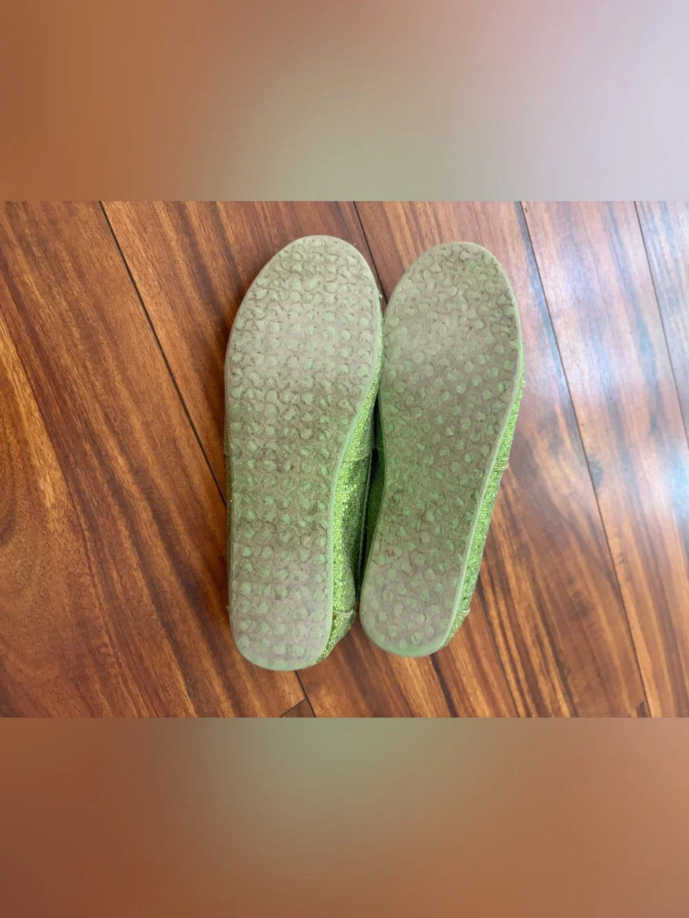 TOMS Kids Green Sparkle Slip-On Shoes Youth 3.5 Tinkerbell